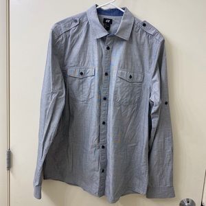 H&M: Men’s Button Up Shirt